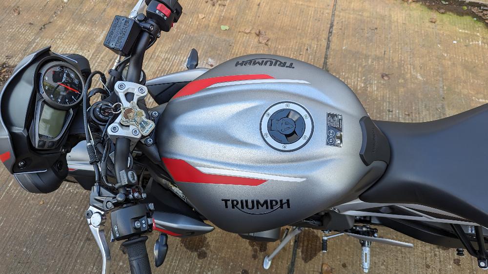 Motorrad verkaufen Triumph Street Triple R Ankauf